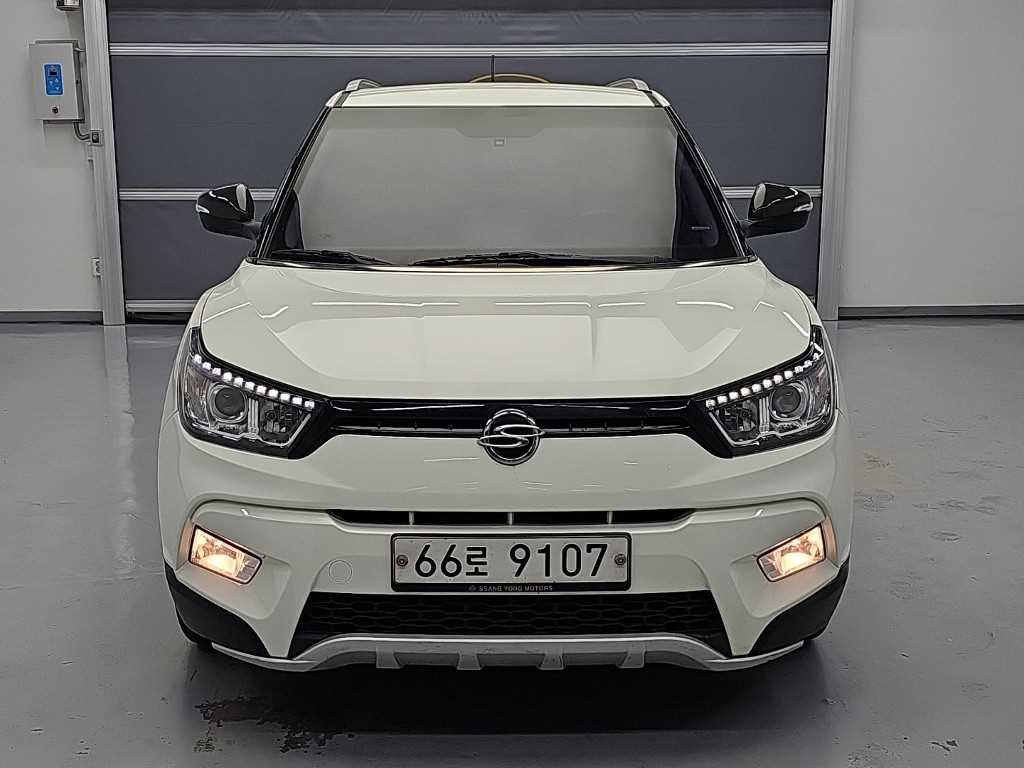 KGM 티볼리 가솔린 2WD 1.6 VX 사진 2/19