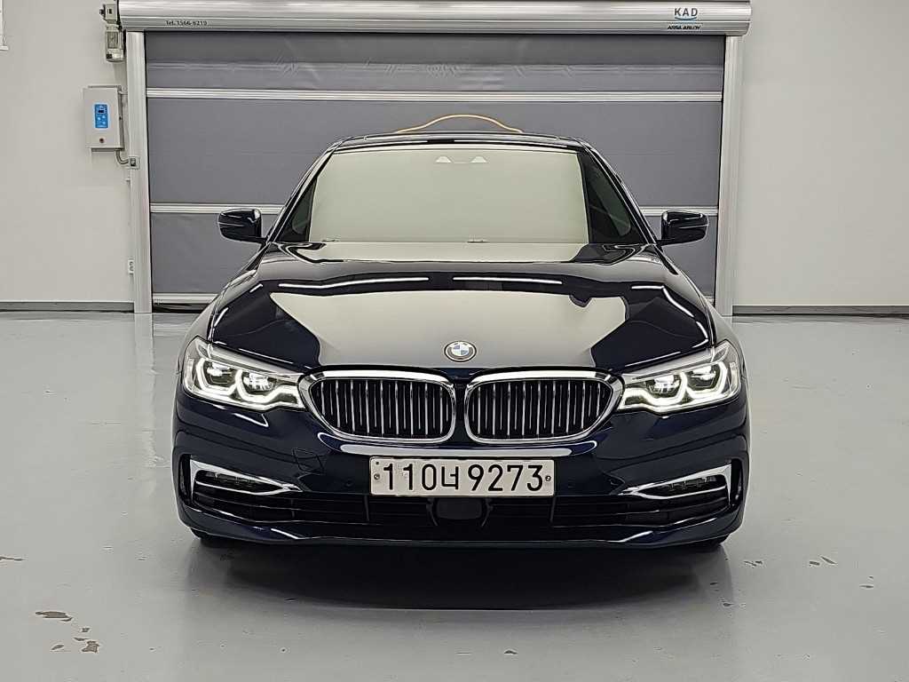 BMW 5시리즈 530i M 스포츠 플러스 사진
