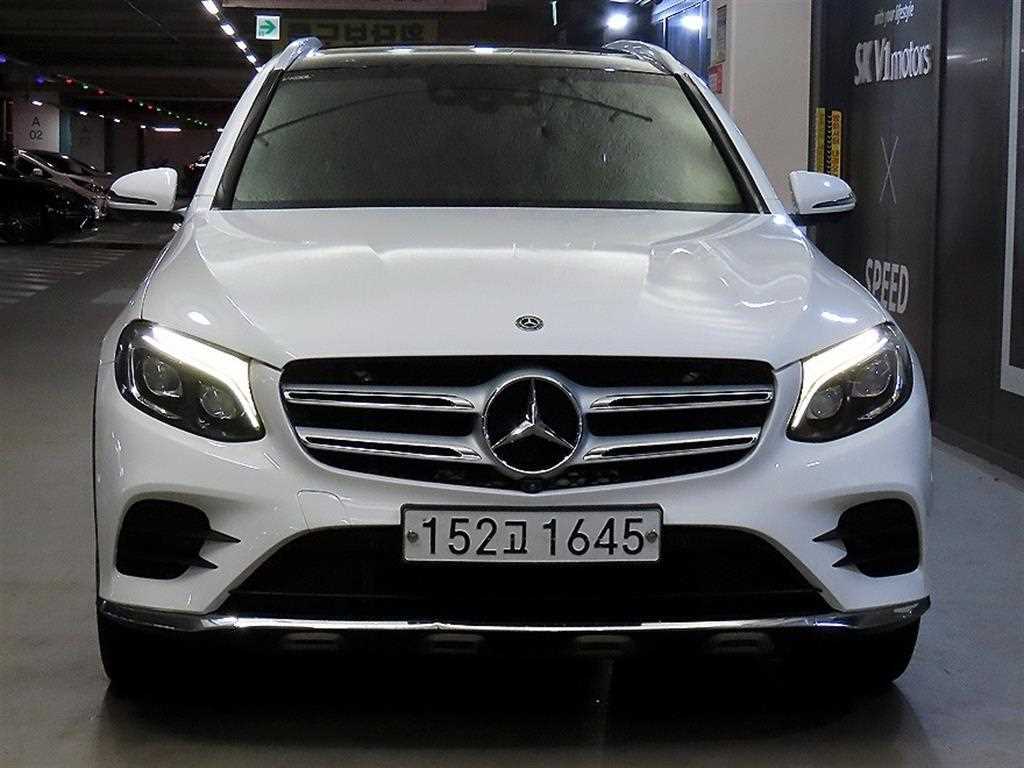 벤츠 GLC 클래스 GLC 300 4MATIC AMG LINE 사진 2/20