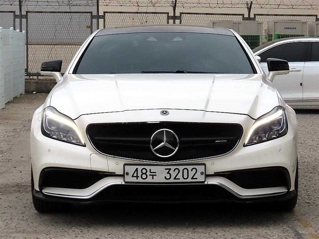 벤츠 CLS 클래스 CLS 63 AMG 4MATIC 사진