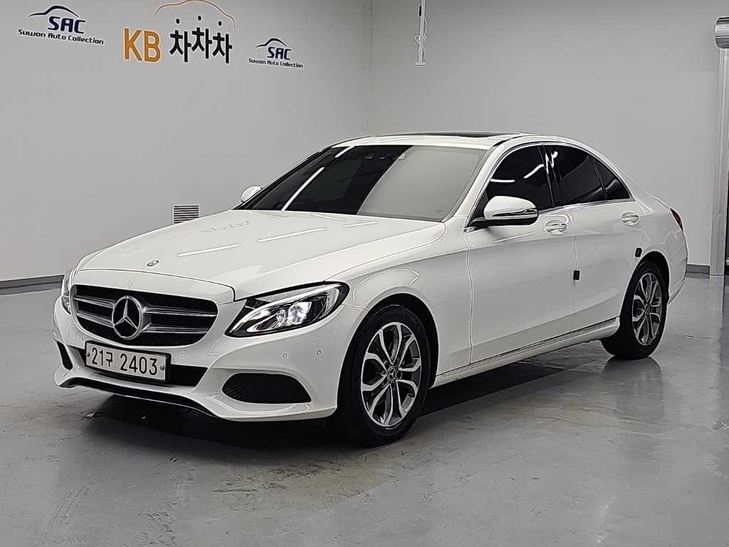 벤츠 C 클래스 C200 아방가르드 사진