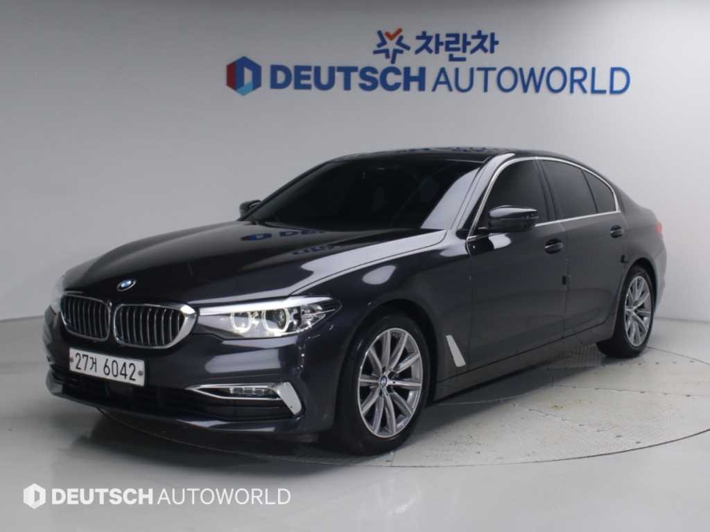 BMW 5시리즈 520i 럭셔리 사진
