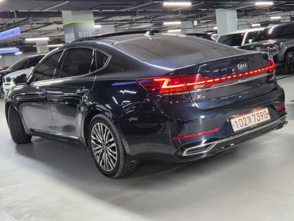 기아 K7 시그니처 사진 2/10