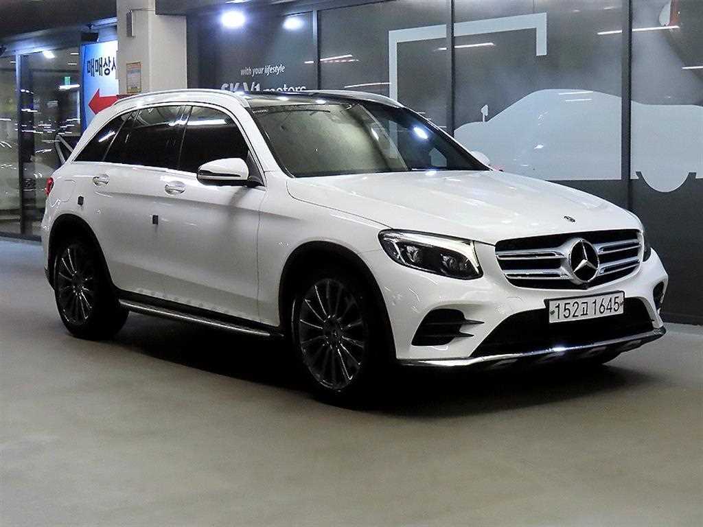 벤츠 GLC 클래스 GLC 300 4MATIC AMG LINE 사진