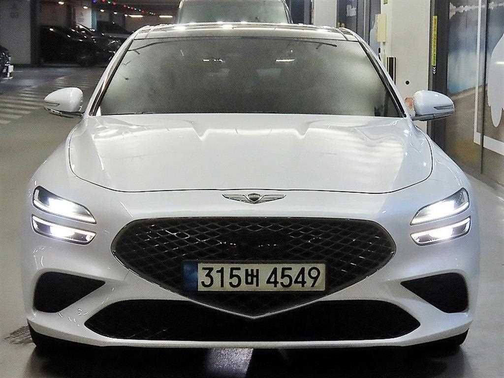 제네시스 G70 가솔린 2.0T 2WD 사진 2/20