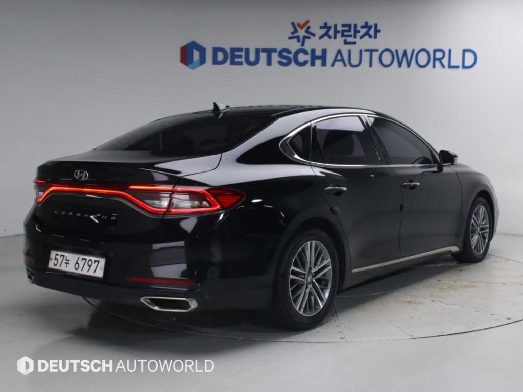 현대 그랜저 2.4 GDI 프리미엄 기본형 사진 2/20