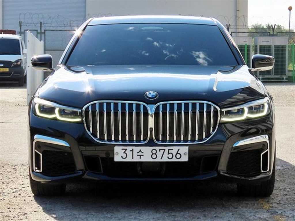 BMW 7시리즈 740Li xDrive M SPORT 스포츠 사진