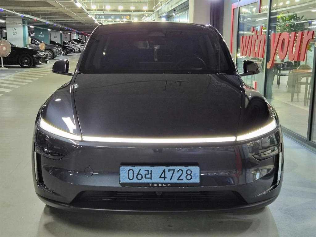 테슬라 모델 Y RWD 사진 2/20