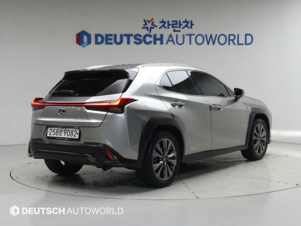 렉서스 UX 2.0 F 스포츠 2WD 사진 2/20