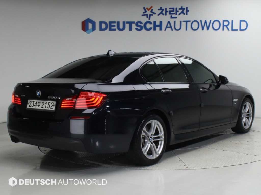 BMW 5시리즈 520d M 에어로다이나믹 사진 2/20