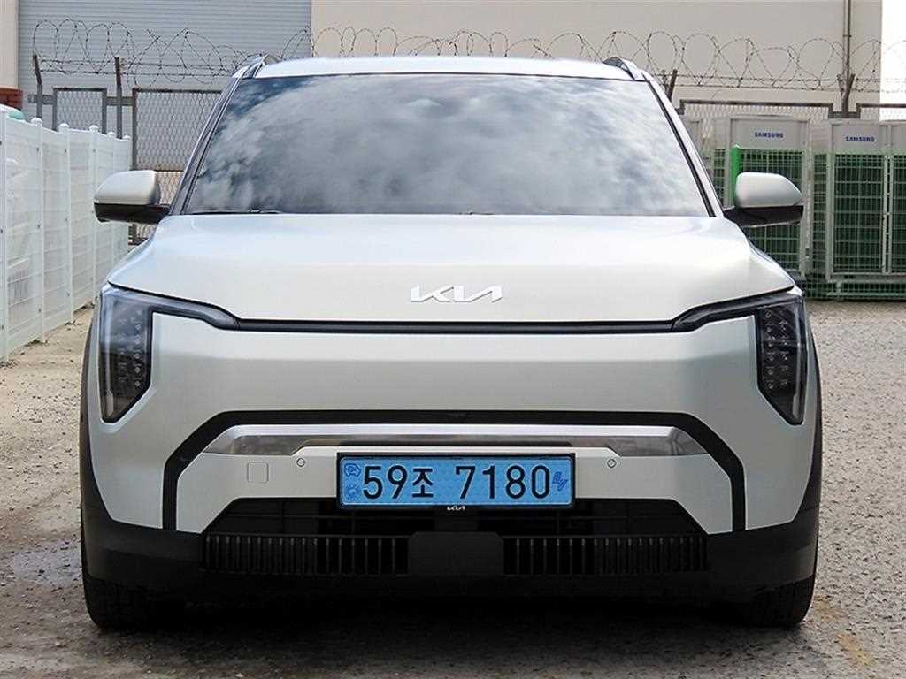 기아 EV3 롱레인지 2WD 어스 사진