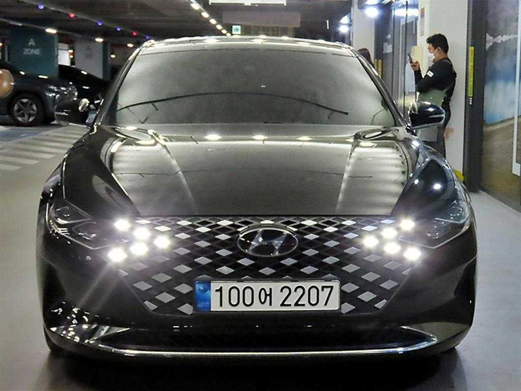 현대 그랜저 2.5 르블랑 사진 2/20