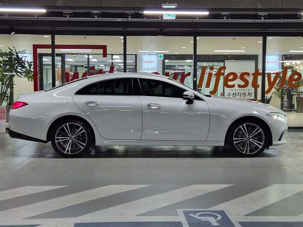 벤츠 CLS 클래스 CLS 400d 4MATIC 사진 2/20