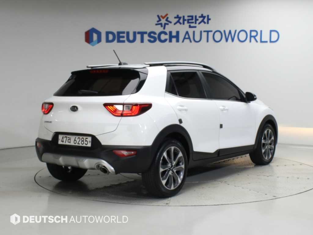 기아 스토닉 가솔린 1.4 프레스티지 사진 2/20