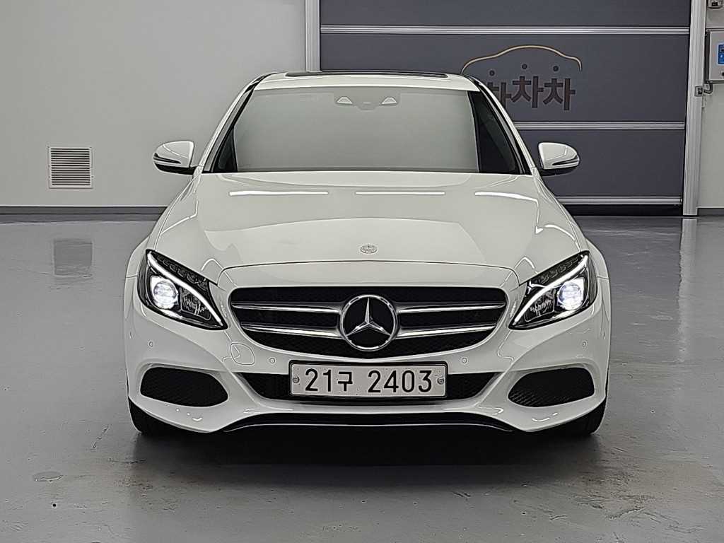 벤츠 C 클래스 C200 아방가르드 사진 2/18