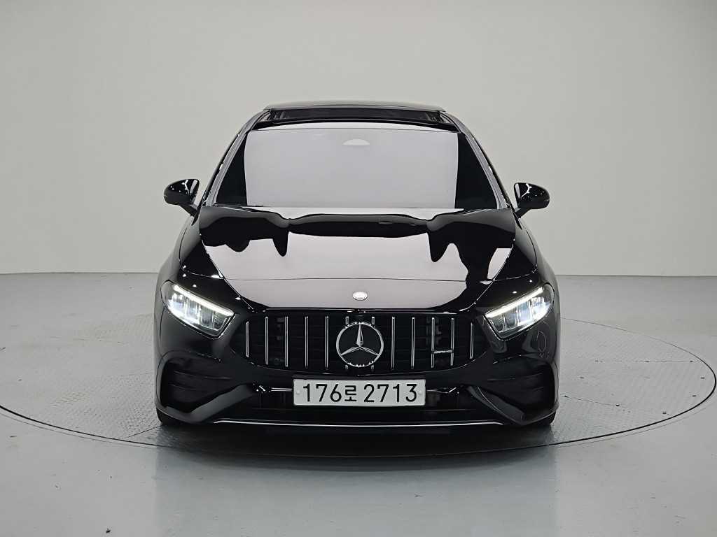벤츠 A 클래스 AMG A35 4MATIC 세단 사진 2/19