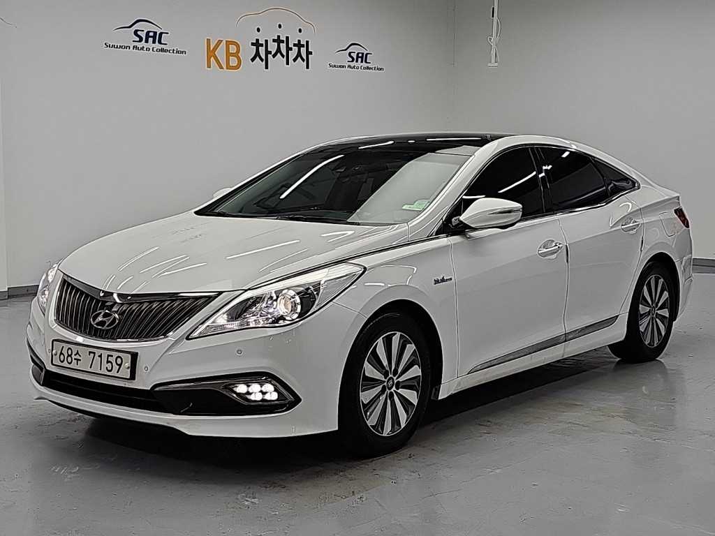 현대 그랜저 PREMIUM 사진