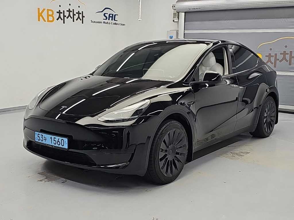 테슬라 모델 Y RWD 사진