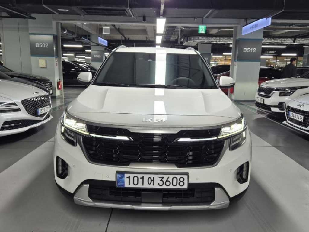 기아 셀토스 가솔린 1.6 터보 2WD 시그니처 사진