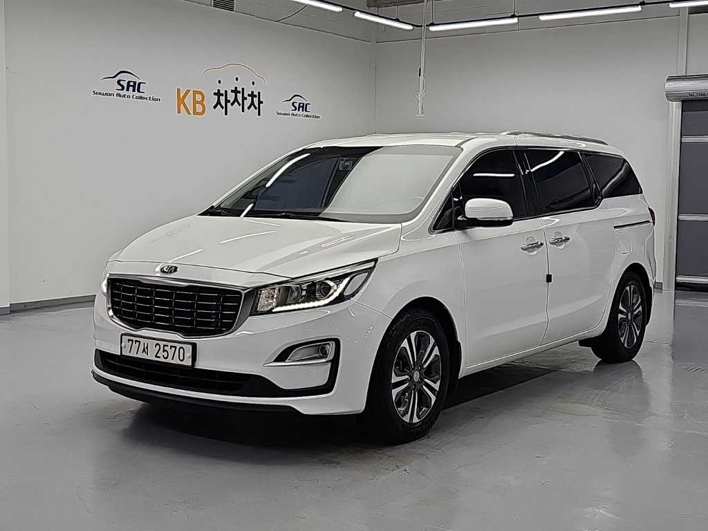 기아 카니발 디젤 11인승 프레스티지 사진
