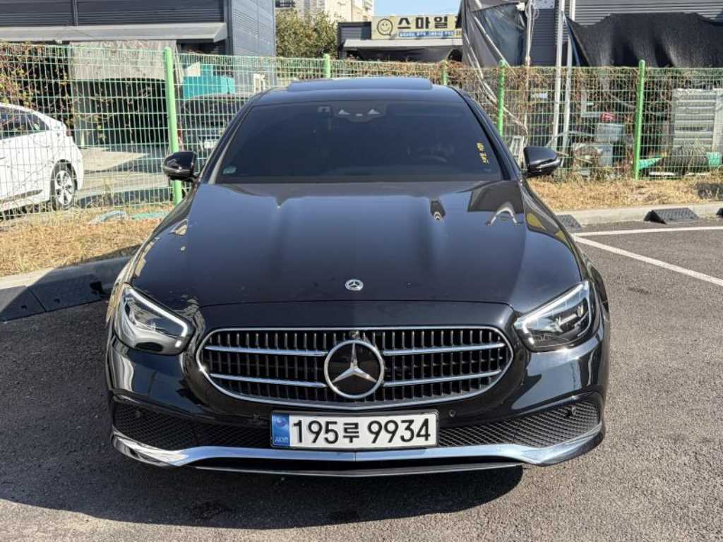 벤츠 E 클래스 E250 아방가르드 사진
