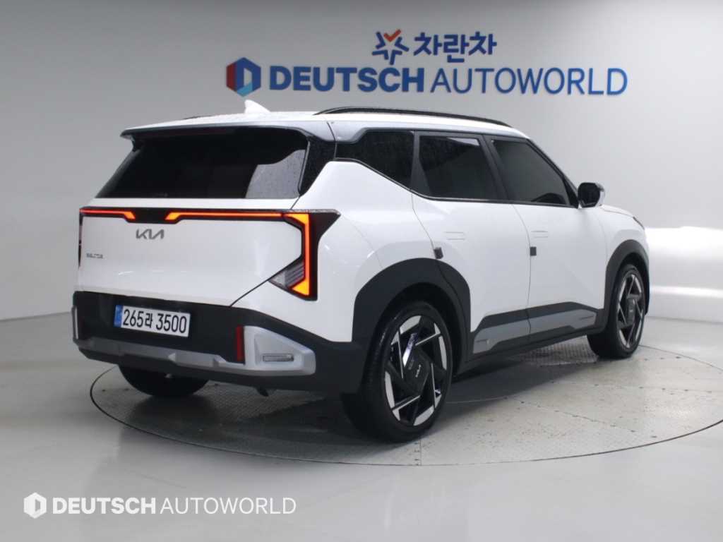 기아 셀토스 1.6 가솔린 터보 프레스티지 2WD 사진 2/20