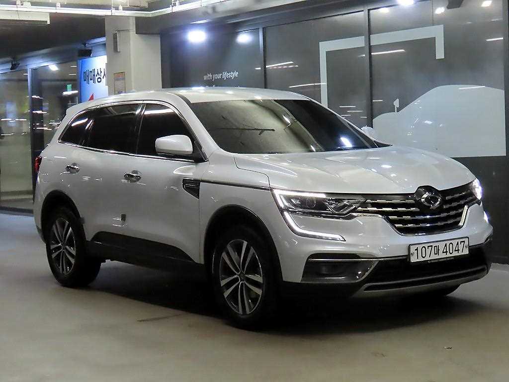 르노코리아 QM6 2.0 LPe LE 2WD 사진