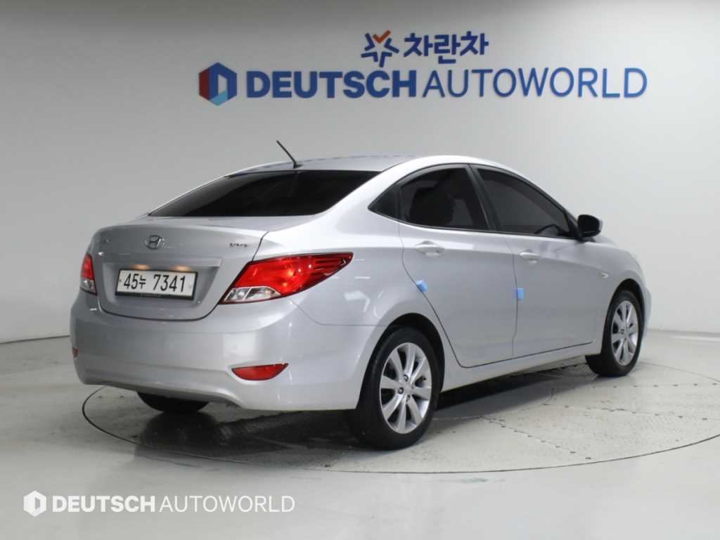 현대 엑센트 1.4VVT 스타일 사진 2/20