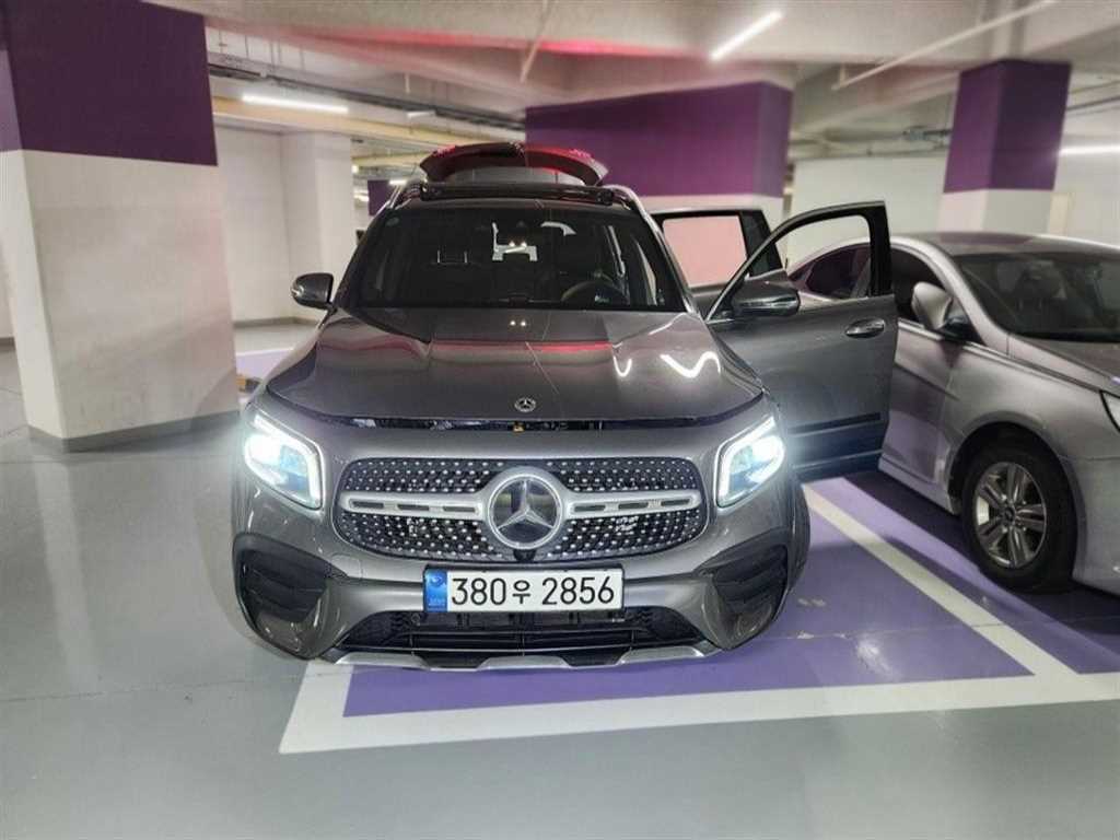 벤츠 GLB 클래스 GLB 250 4MATIC 사진 2/8