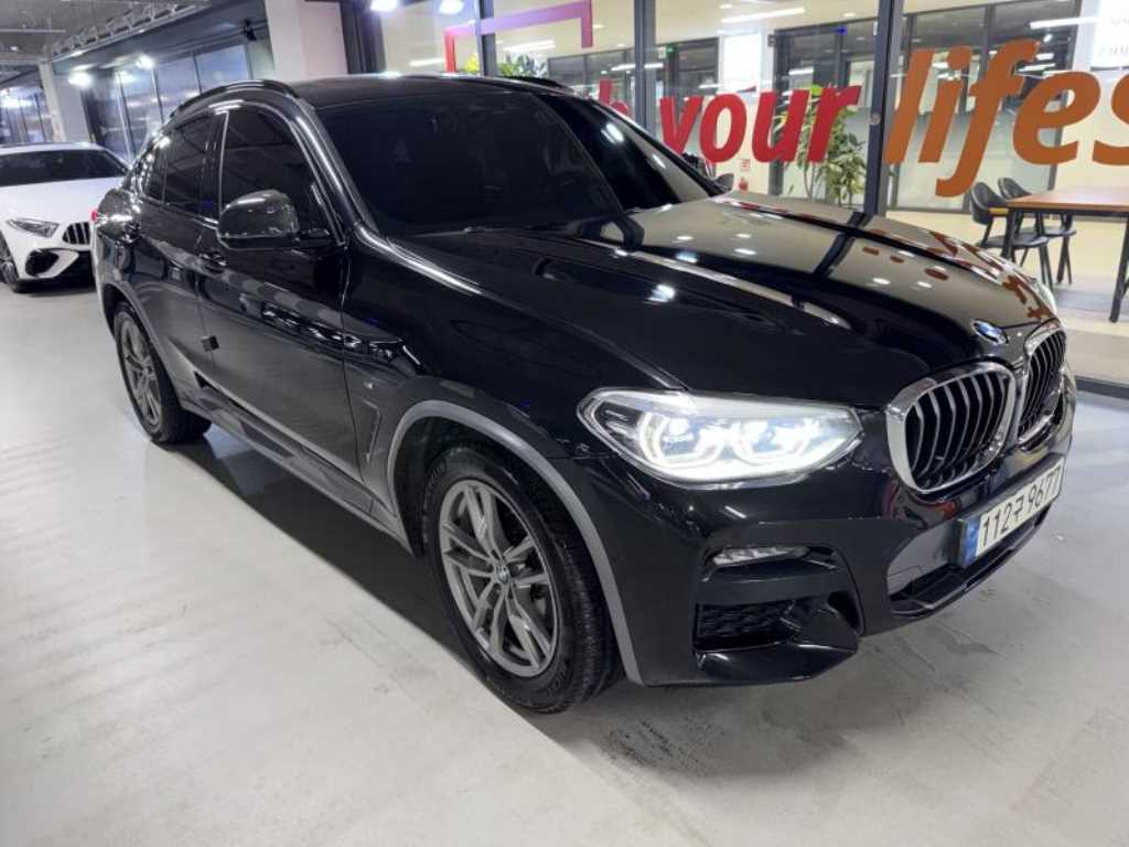 BMW X4 xDrive 20i M 스포츠 X 온라인 익스클루시브 에디션 사진 2/20