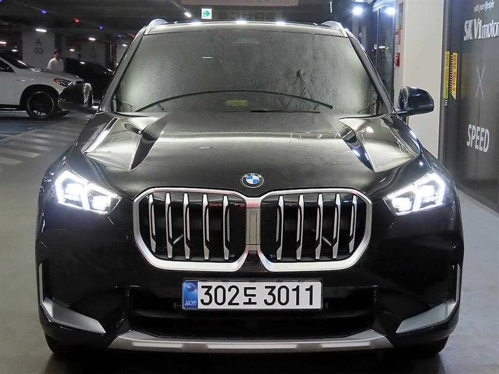 BMW X1 xDrive 20i xLine 사진 2/19