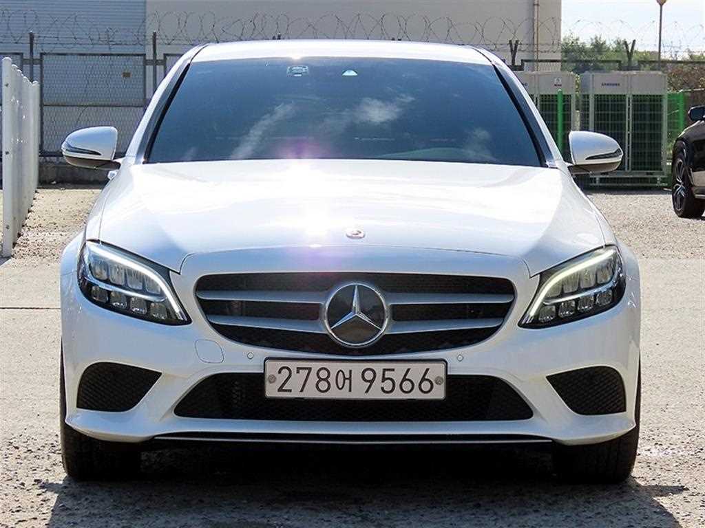 벤츠 C 클래스 C200 사진 2/20
