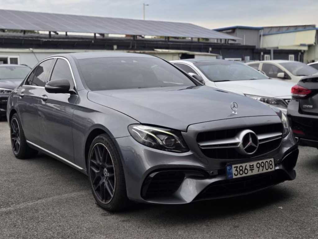 벤츠 E 클래스 E300 익스클루시브 사진 2/16