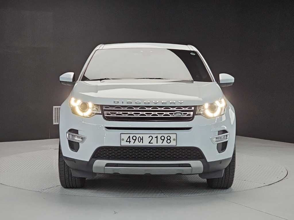 랜드로버 디스커버리 스포츠 2.0 TD4 HSE 럭셔리 사진 2/18