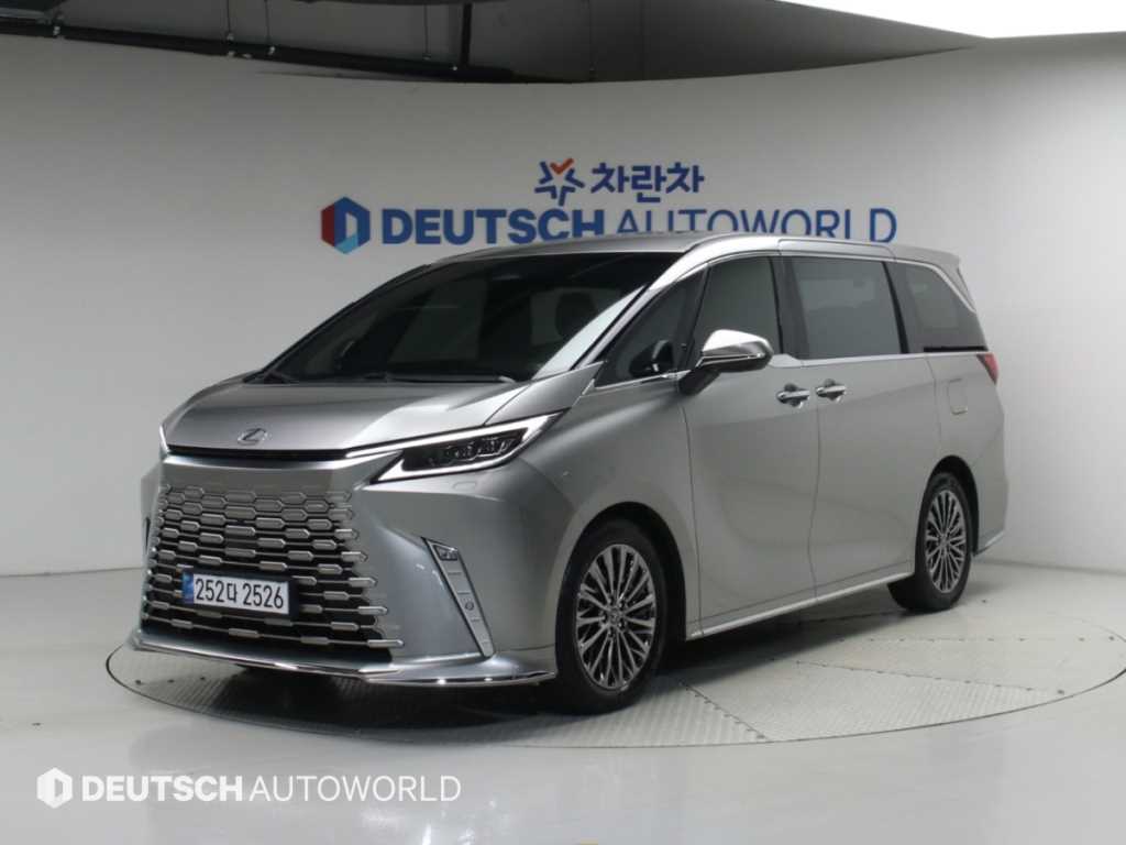 렉서스 LM 500h 이그제큐티브 사진