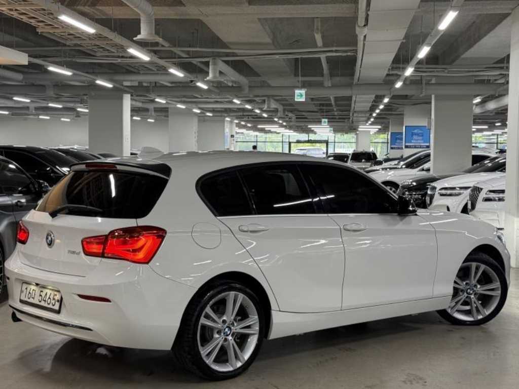 BMW 1시리즈 118d 스포츠 스페셜 에디션 사진 2/19
