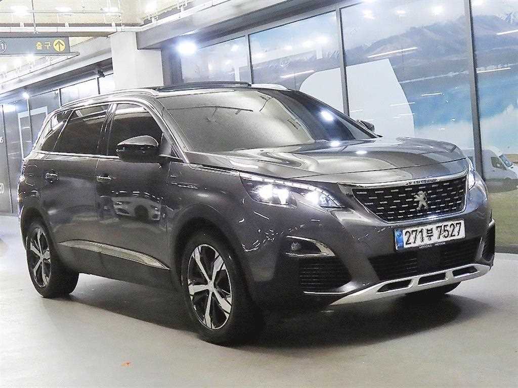 푸조 5008 1.5 BlueHDi GT Line 사진