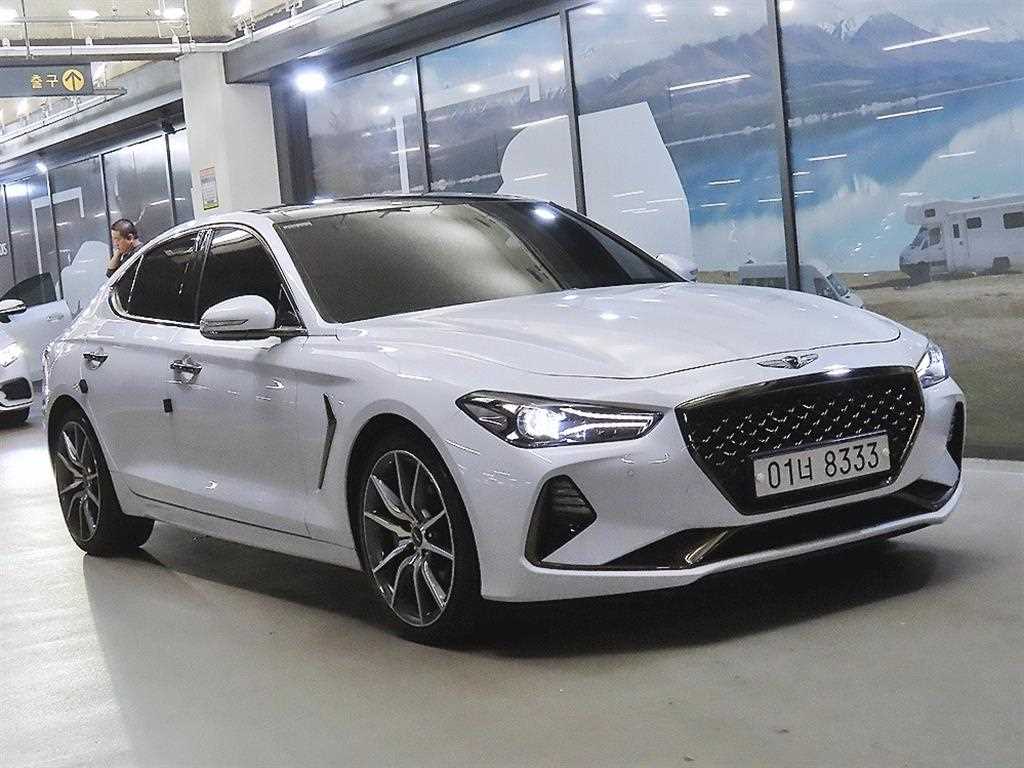 제네시스 G70 2.0T 스포츠 패키지 사진