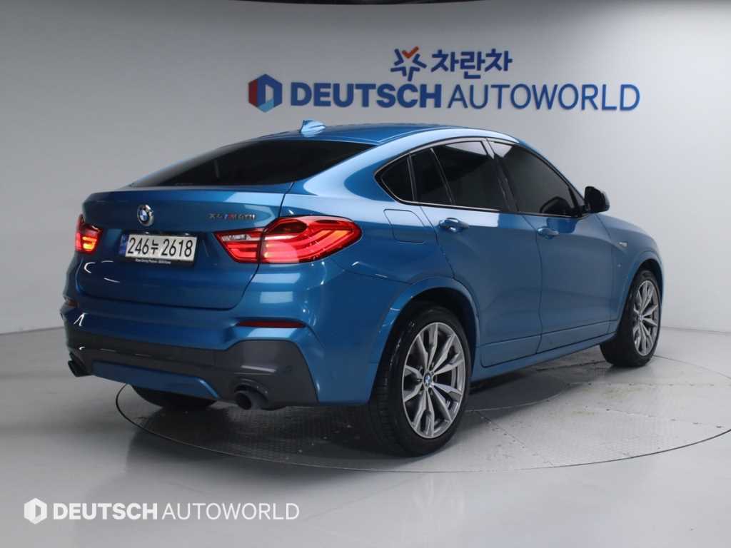 BMW X4 M40i 사진 2/20