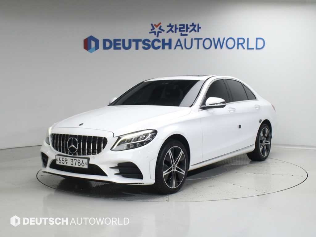 벤츠 C 클래스 C220 d 4MATIC 익스클루시브 사진