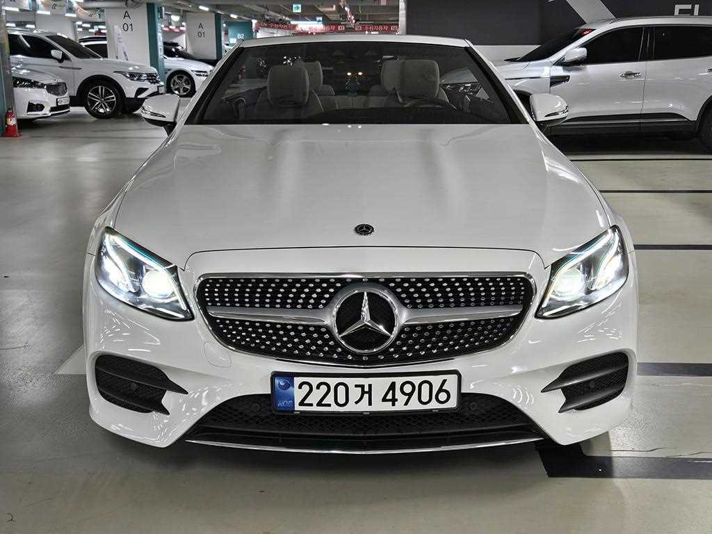 벤츠 E 클래스 E220d 카브리올레 사진 2/20