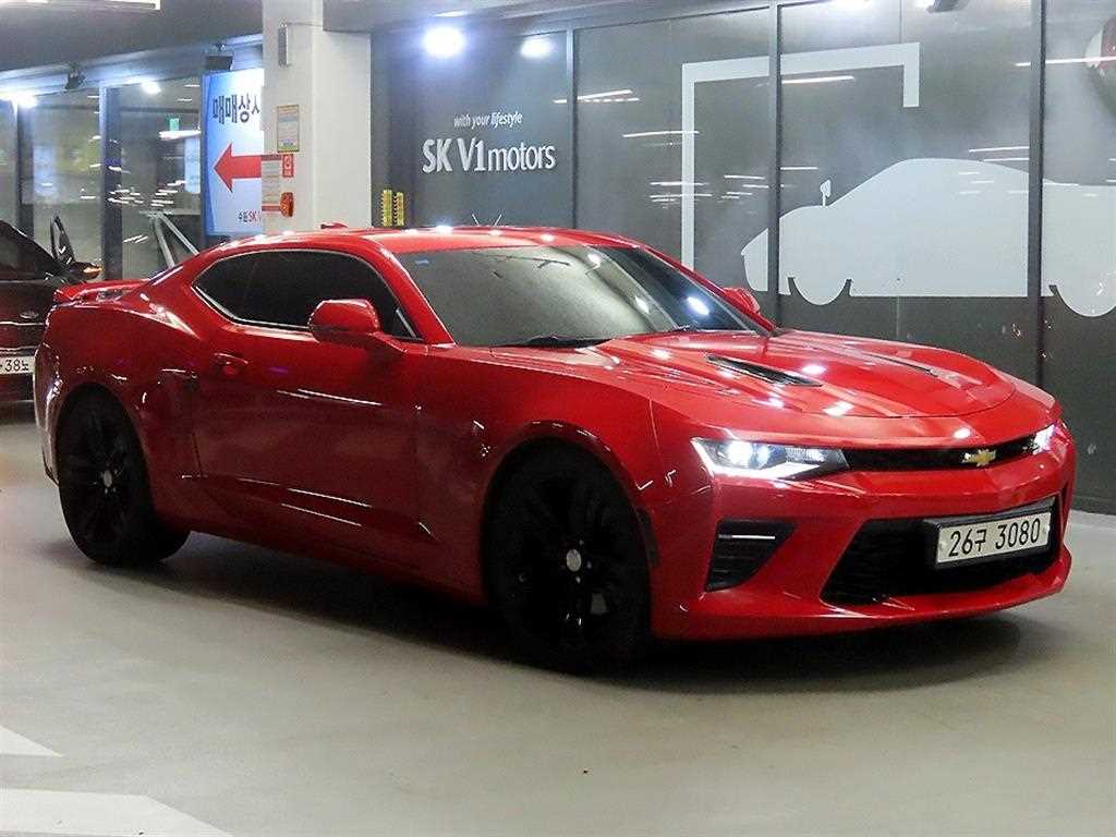 쉐보레 카마로 SS 6.2 V8 볼케이노레드 사진