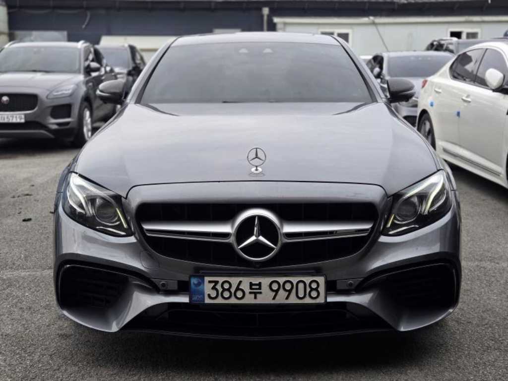 벤츠 E 클래스 E300 익스클루시브 사진
