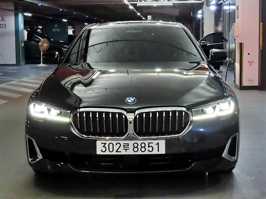 BMW 5시리즈 520i 럭셔리 사진 2/20