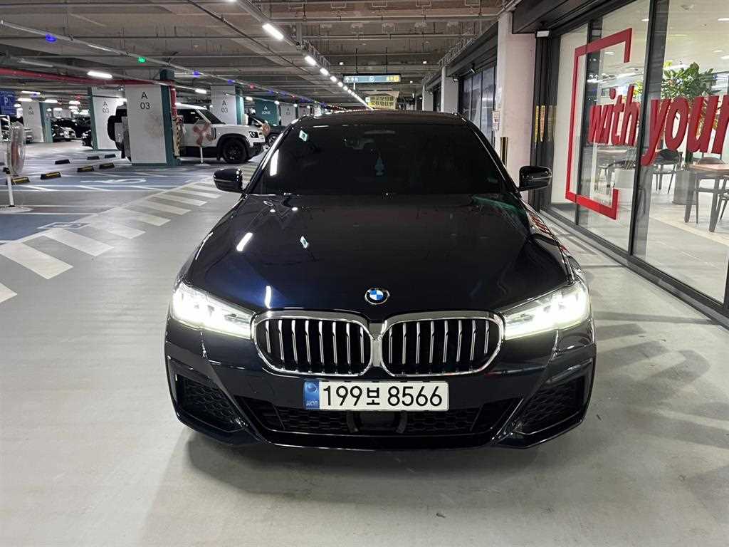 BMW 5시리즈 530i M 스포츠 사진 2/20