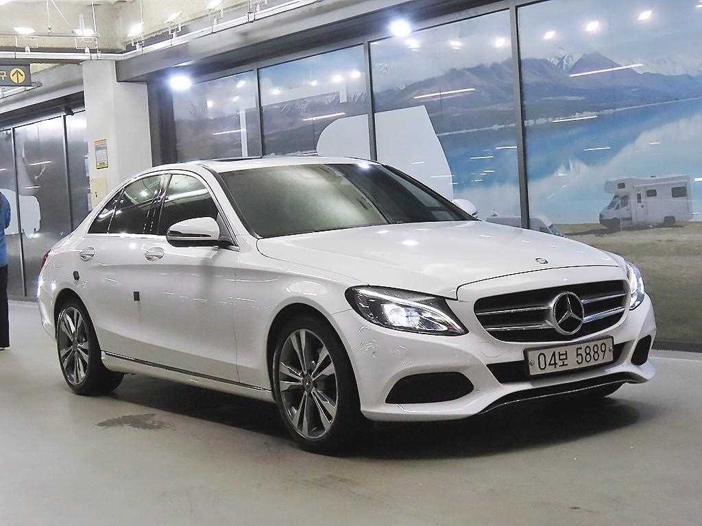 벤츠 C 클래스 C200 사진