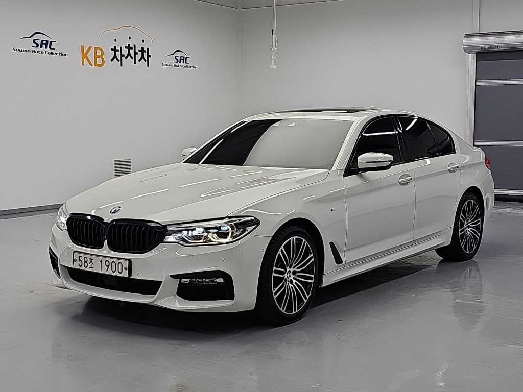 BMW 5시리즈 530d M 스포츠 사진