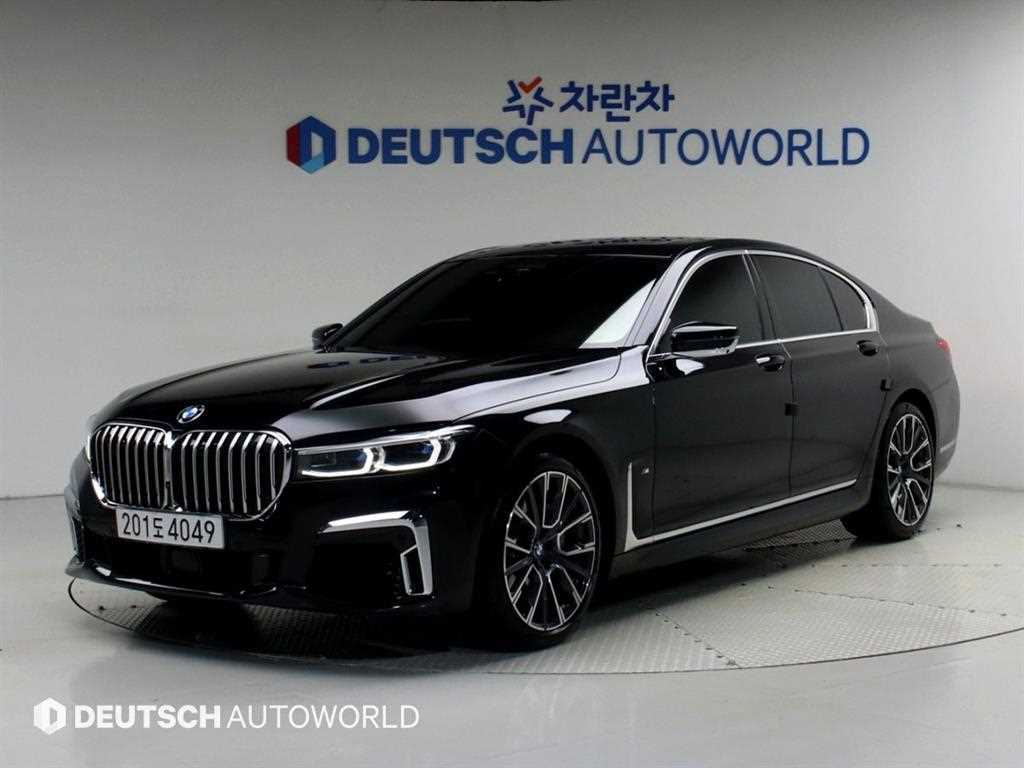 BMW 7시리즈 730d xDrive M 스포츠 사진