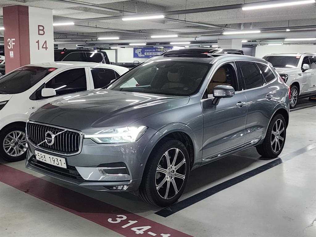 볼보 XC60 D5 AWD 인스크립션 사진