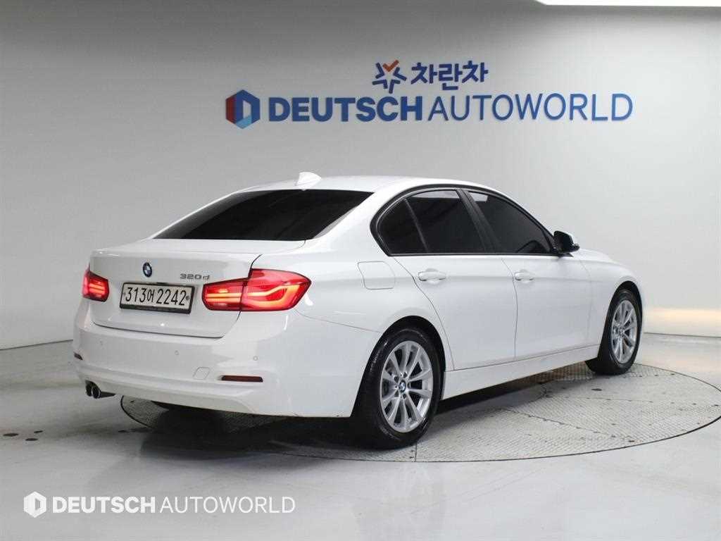 BMW 3시리즈 320d 사진 2/20